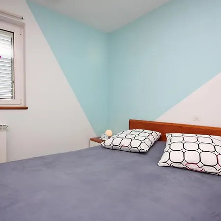 Apartments And Rooms By The Sea Barbat, Rab - 5068-3